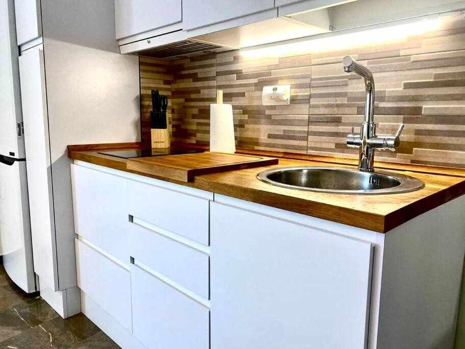 Apartamento Antonio By Solymar Holiday Torre Del Mar Ngoại thất bức ảnh
