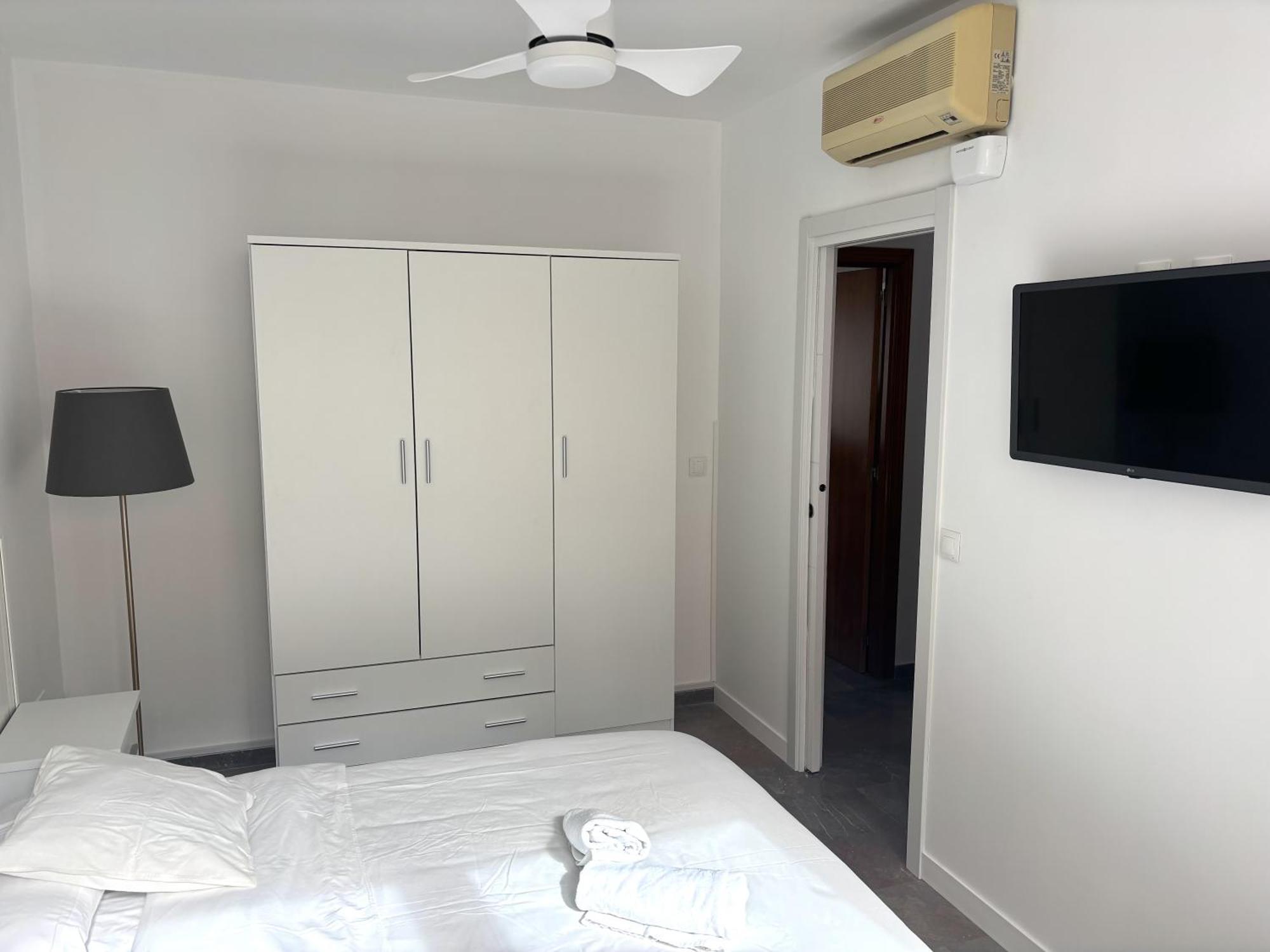 Apartamento Antonio By Solymar Holiday Torre Del Mar Ngoại thất bức ảnh